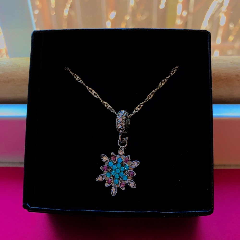 NWOT stainless steel w/ “star” pendant